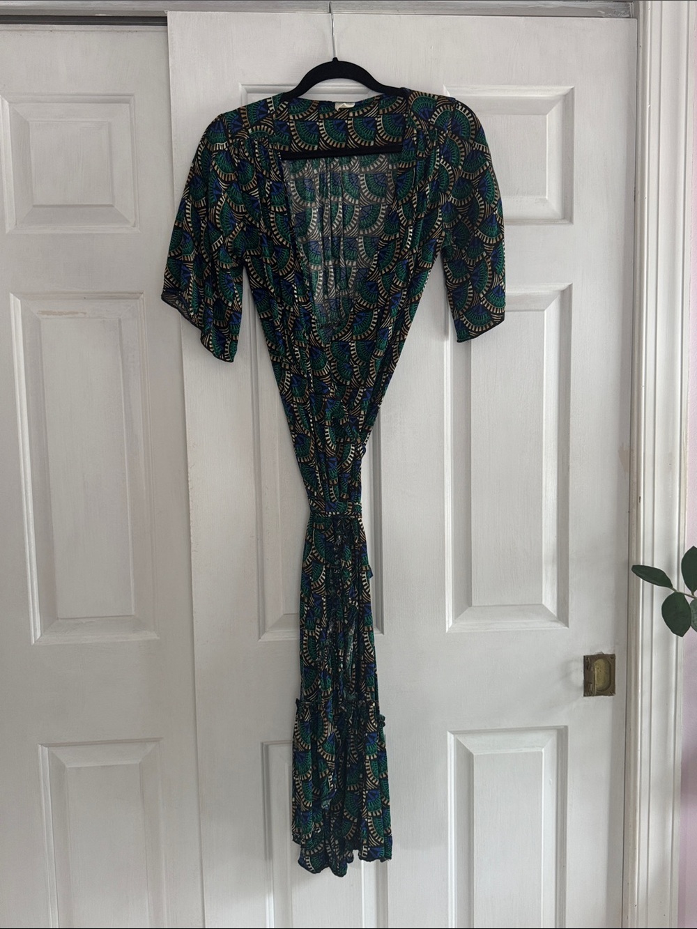 Women’s Green Patterned Maxi Dress - Elegant Wrap Style